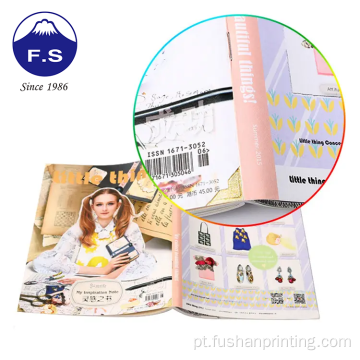Livro de catálogo promocional de produtos de capa mole de papel reciclado